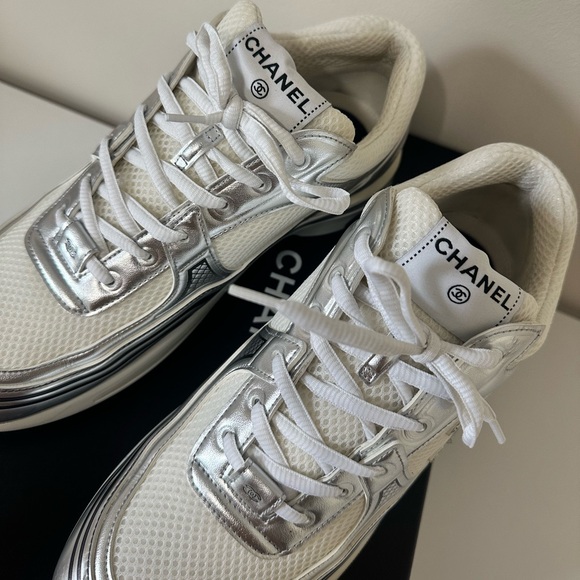 *SOLD* - Picture 8 of 11